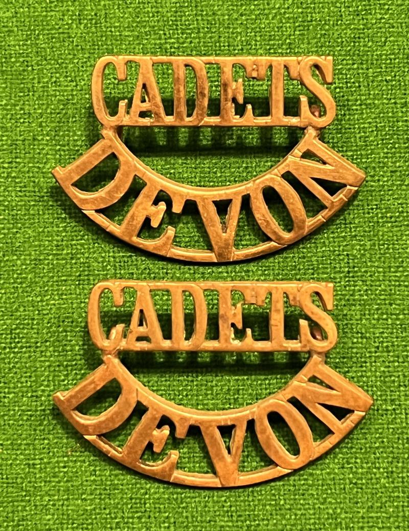 CADETS/DEVON Brass Shoulder Titles.