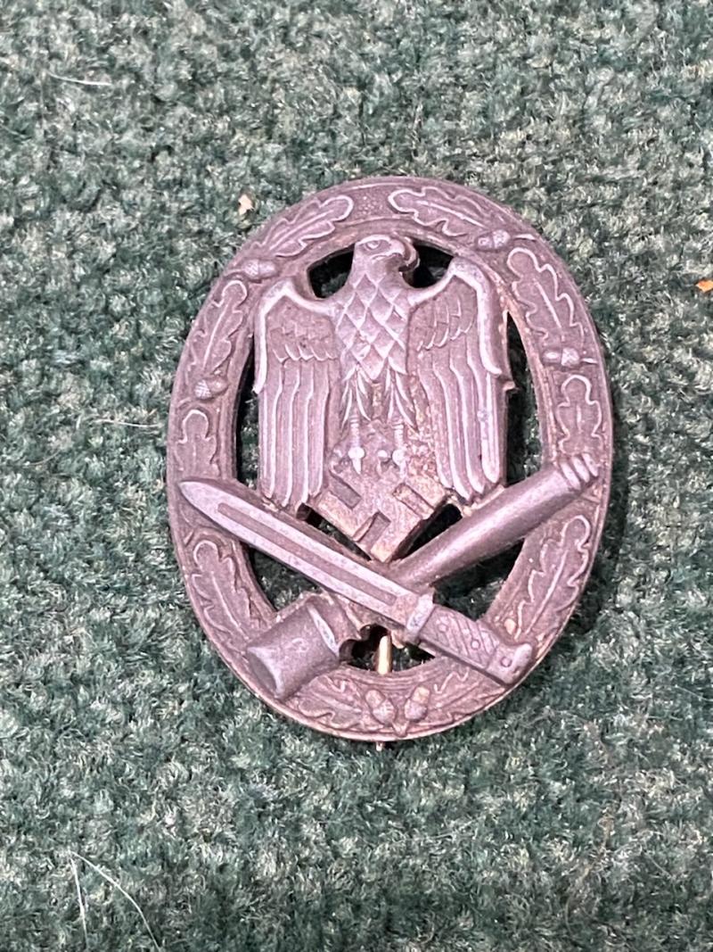 VERY NICE THIRD REICH GENERAL ASSAULT BADGE.