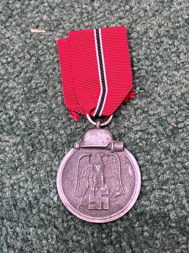 ORIGINAL RUSSIAN FRONT MEDAL WITH RING MARKED ‘19’.