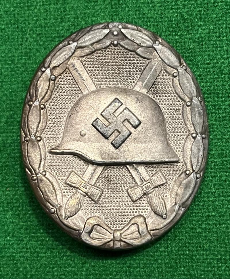 1939 Silver Wound Badge.
