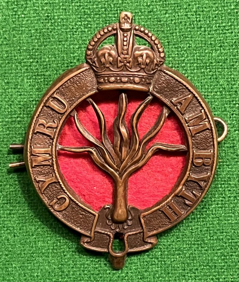 Welsh Guards Pagri Badge.