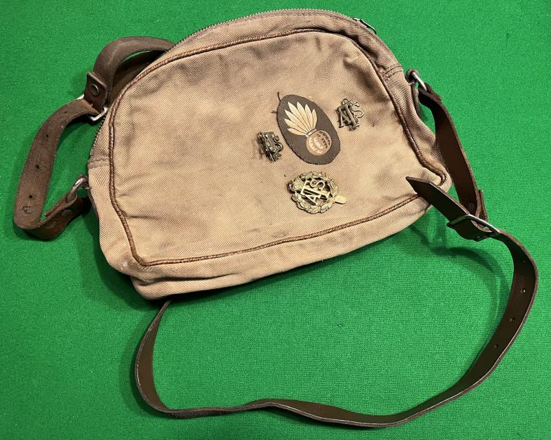 WW2 ATS Ladies Handbag and badges.