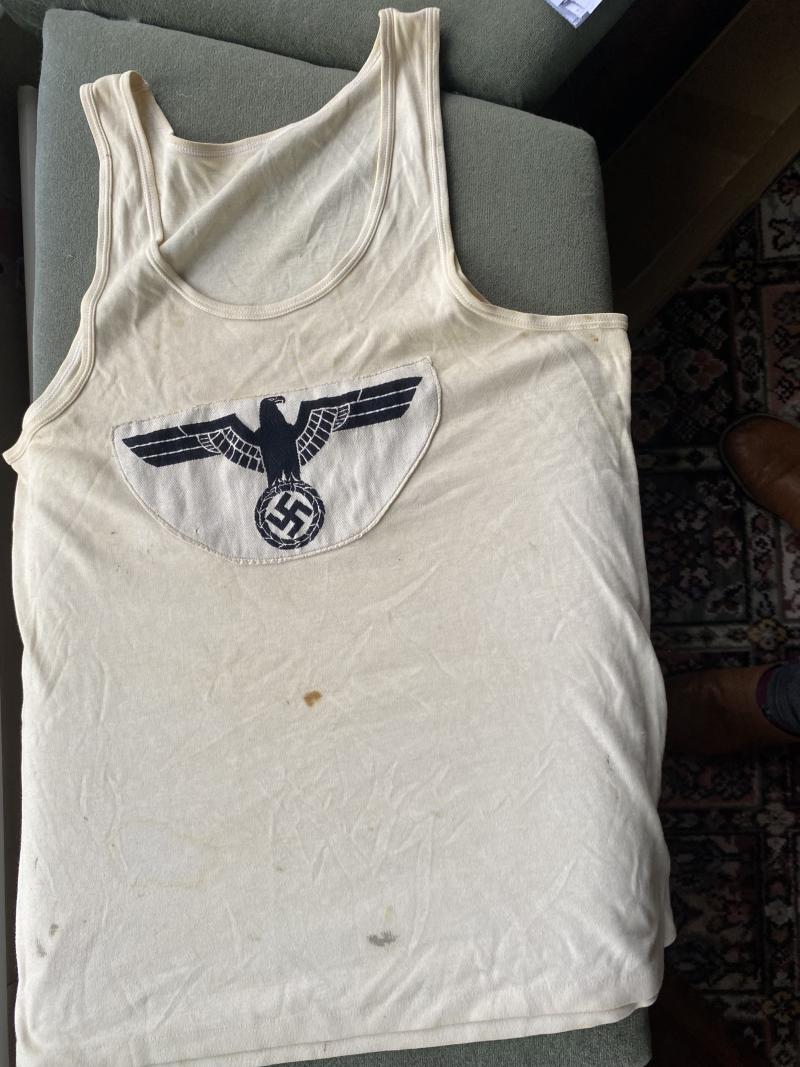 WW2 WEHRMACHT ORIGINAL SPORTS VEST WITH EAGLE.