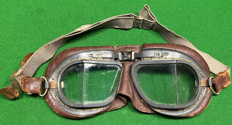 WW2 RAF MK VIII Flying Goggles.