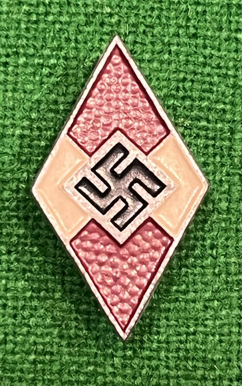 Economy HJ Member's Diamond Membership pin.