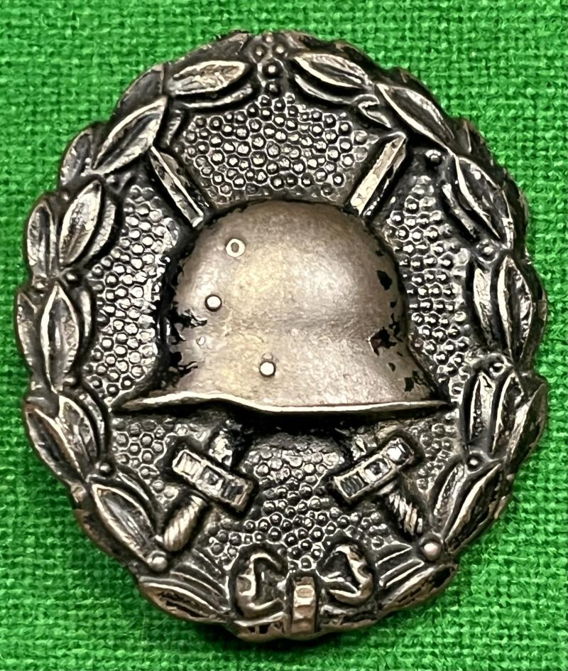 WW1 German wound badge.