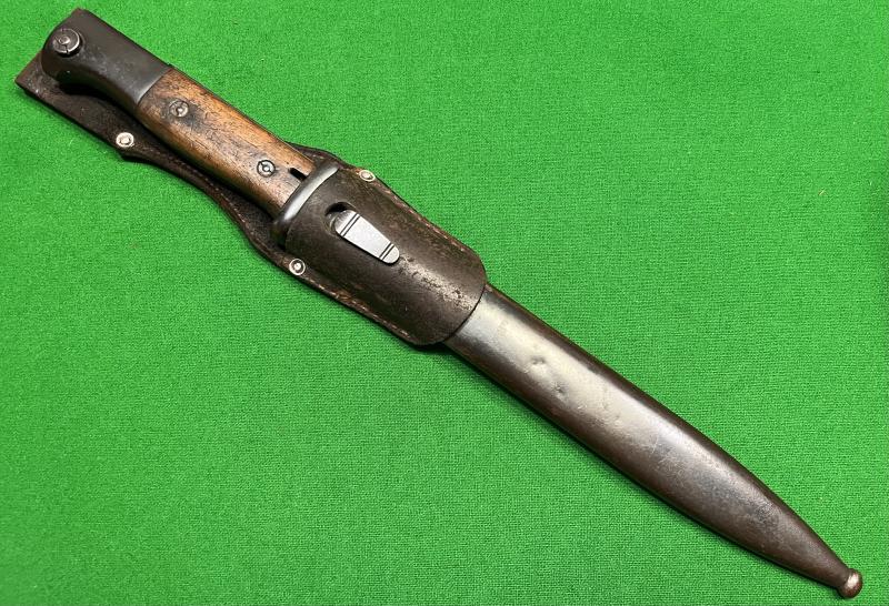 WW2 German K98 Bayonet & Frog - matching numbers.