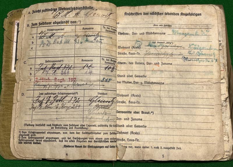 WW2 Infantry Soldbuch