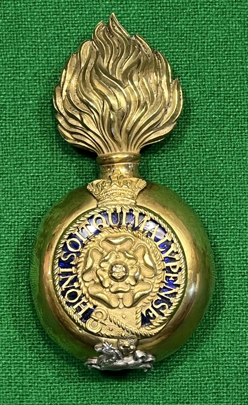 Victorian Royal Fusiliers (City of London Regiment), Officer fur cap grenade