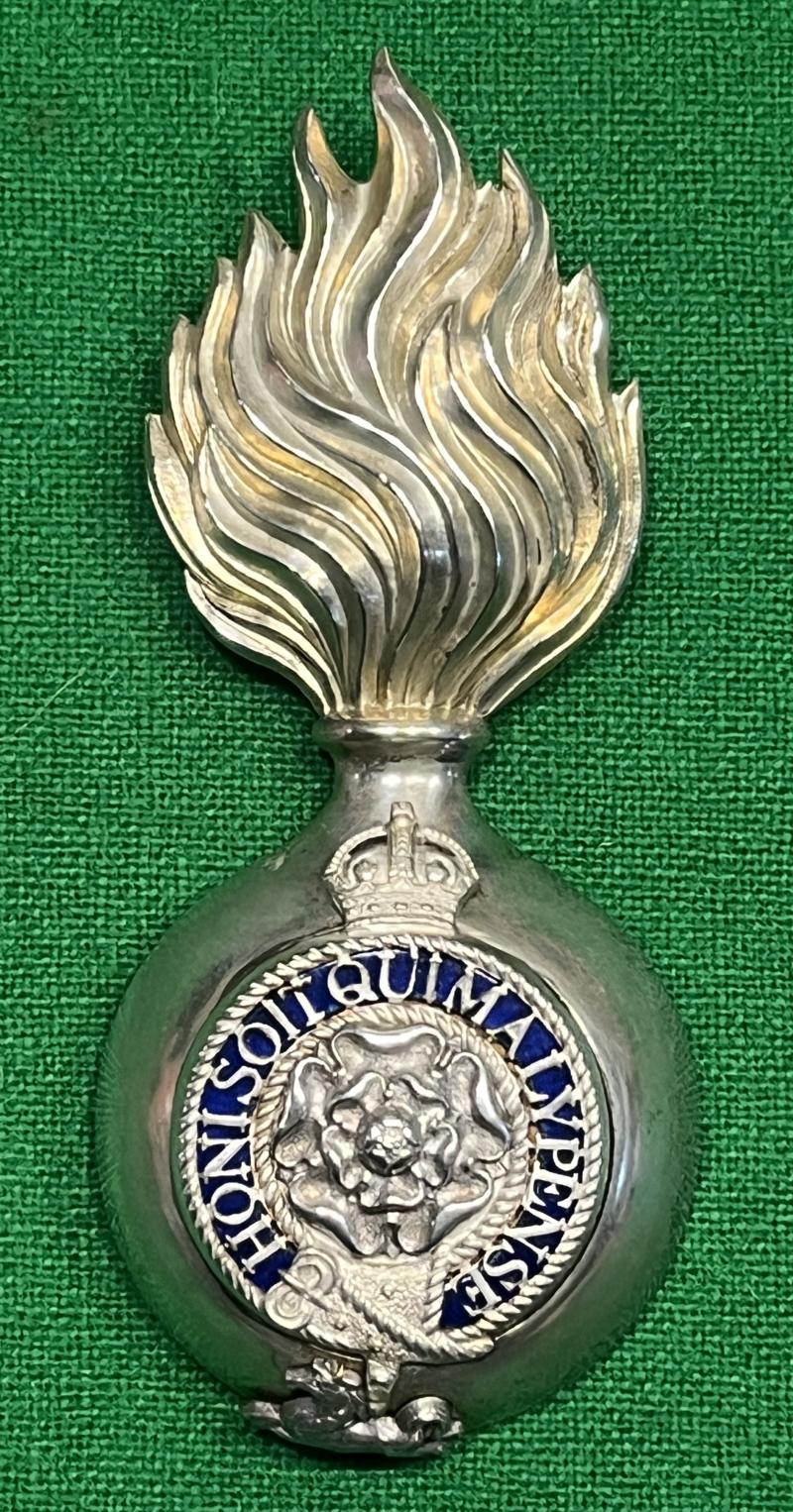 Edwardian Royal Fusiliers (City of London Regiment), Volunteer Officers fur cap grenade