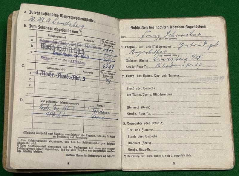 WW2 Wehrmacht Soldbuch - Signals.