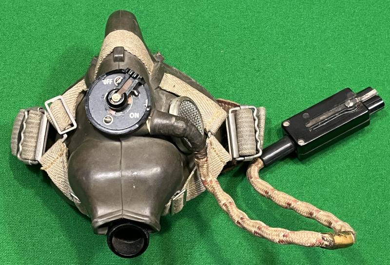 WW2 RAF H-type oxygen mask.
