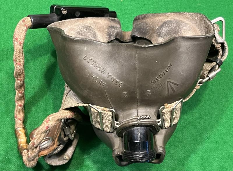 WW2 RAF H-type oxygen mask.