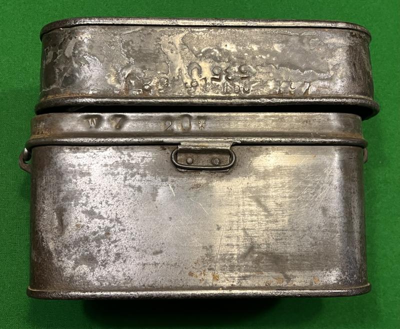 WW1 British Mess Tin and cover.