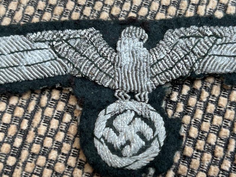 ORIGINAL SILVER BULLION WW2 GERMAN OFFICERS BREAST EAGLE.