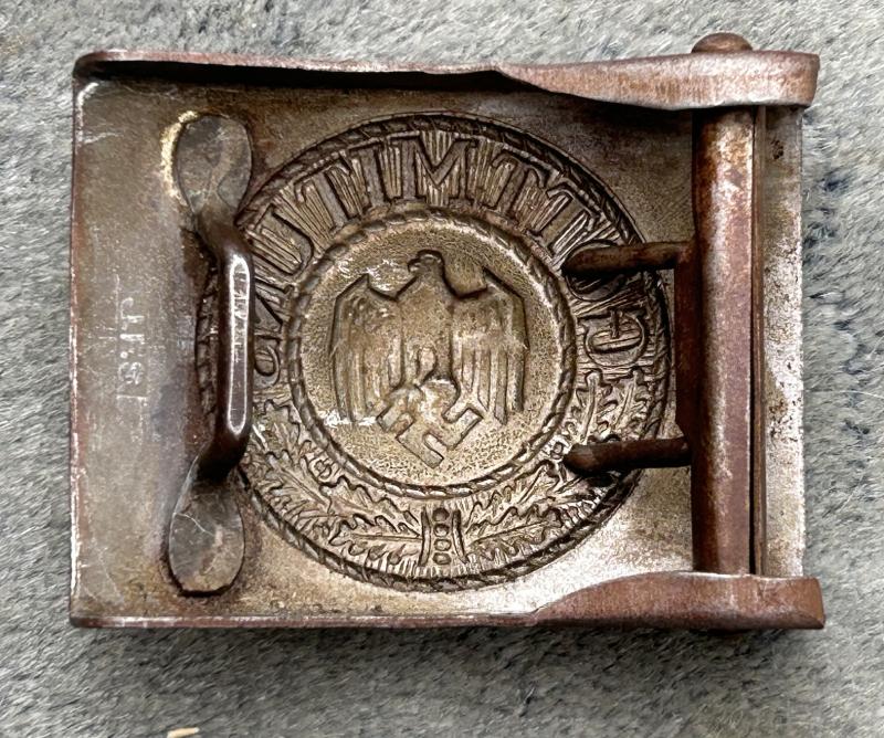 THIRD REICH WEHRMACHT STEEL BELT BUCKLE.