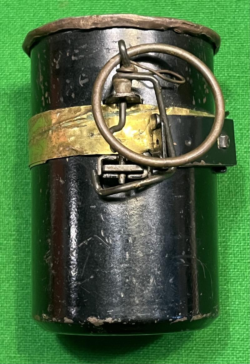 RG-4 Hand Grenade.