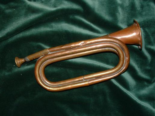 SMALL WW1 PERIOD 'TRENCH BUGLE' ?