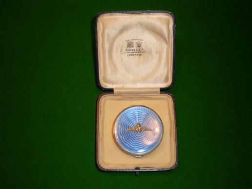 Silver RAF ladies compact by Gieves.