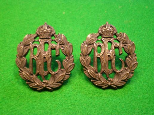 WW1 RFC Officer's collar badges.