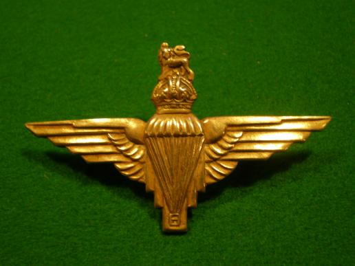 Parachute Regiment cap badge.