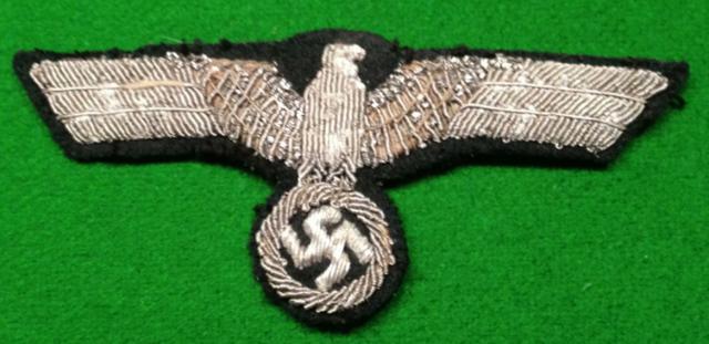 WW2 Wehrmacht Officer's bullion breast eagle.