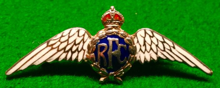 9ct Gold and enamel RFC Sweetheart Badge