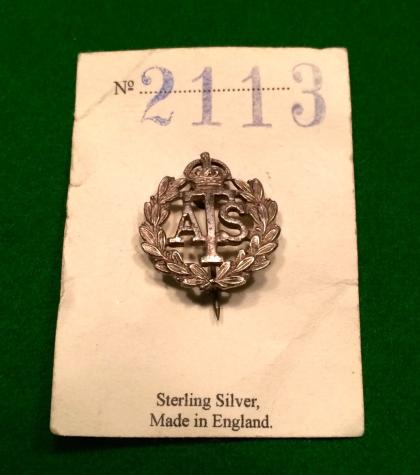 WW2 Official ATS Lapel Badge.