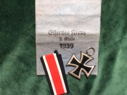 WW2 IRON CROSS 2nd CLASS UNISUED/MINT IN PACKET.