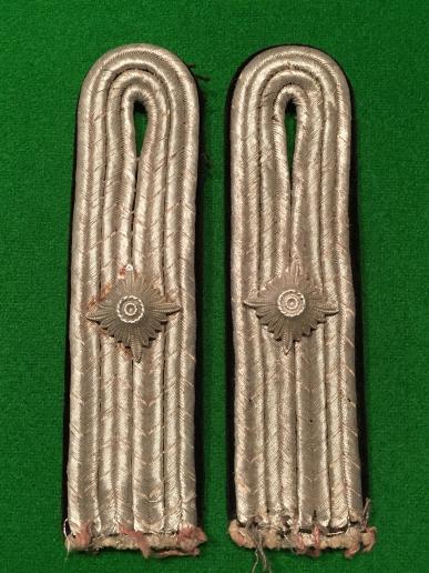 WW2 Wehrmacht Engineer Officer's Shoulder Boards.