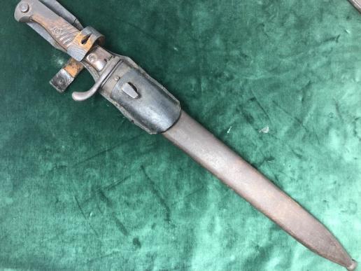 WW1 Imperial German S 98/05 Seitengewehr 'sawback' bayonet.