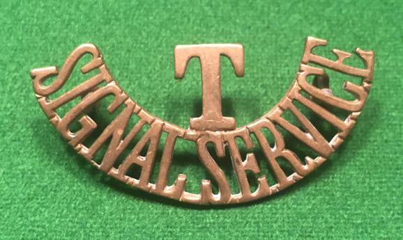 WW1 T / SIGNAL SERVICE  shoulder title.