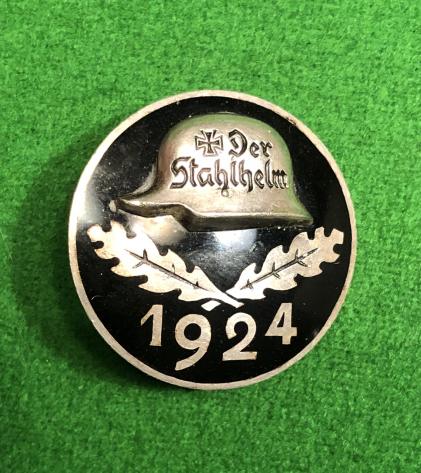 1924 Stahlhelm Membership Badge.