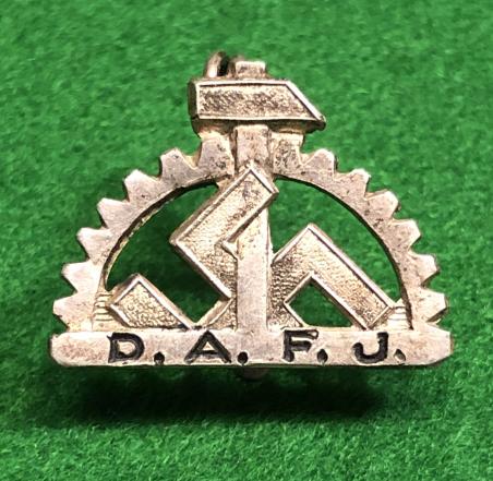 Deutsche Arbeitsfrontjugend ( DAFJ ) Membership Badge.