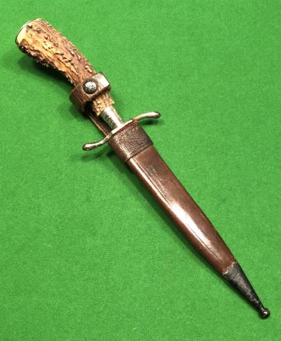 1917 Horn-gripped, Presentation Fighting Knife.