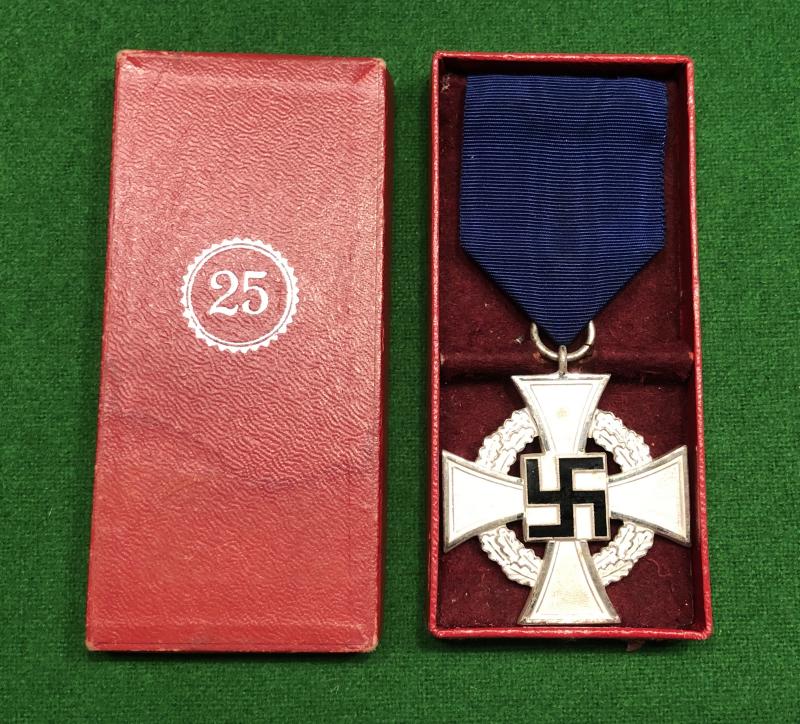 WW2 Cased 25 Years Faithful Service Cross.