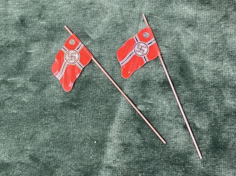 METAL TOY KRIEGSFLAG FROM ELASTOLIN OR LINEOL WW2 FIGURE.