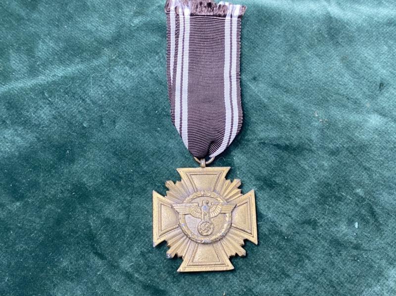 NSDAP BRONZE 10 YEAR LONG SERVICE MEDAL.