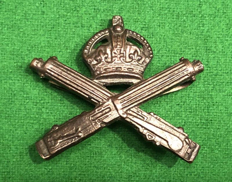 WW1 Machine Gun Corps Officer's OSD cap badge.