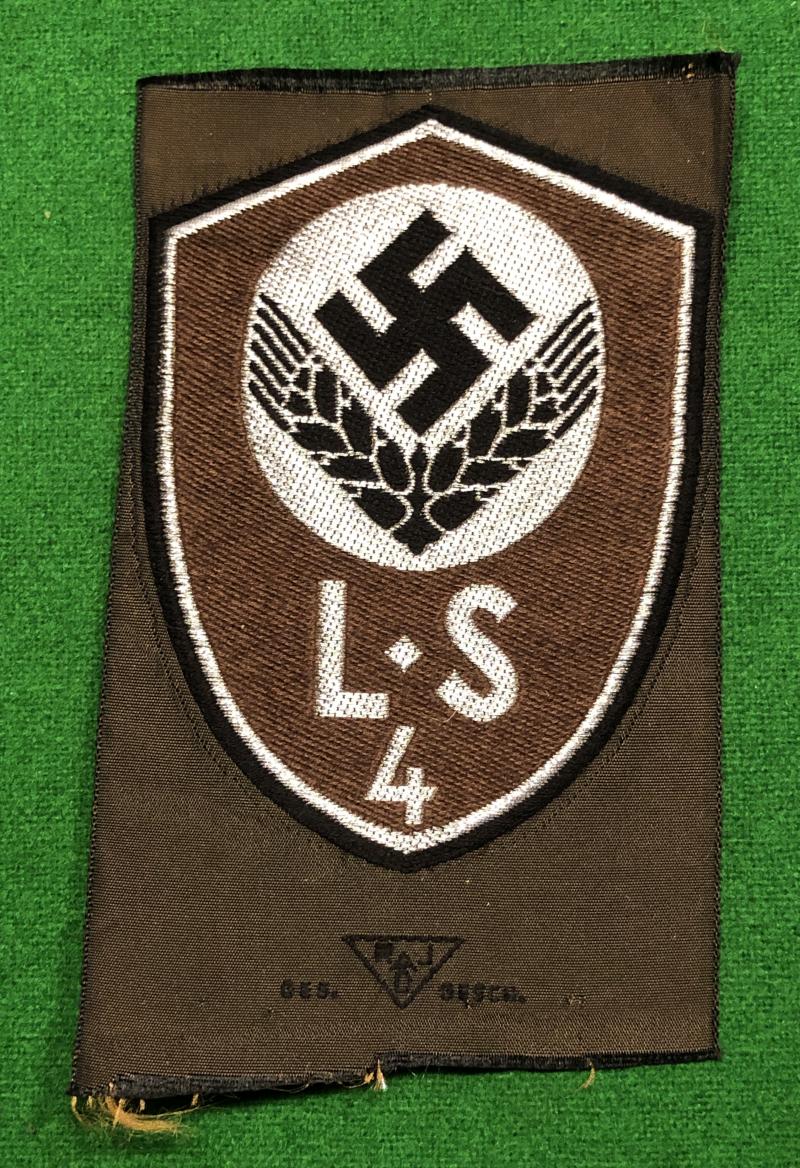 Deutscher Frauenarbeitsdienst Leaders School Badge.