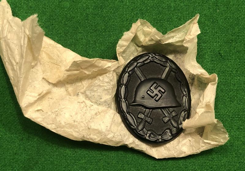 WW2 1939 Black Wound Badge - Unissued.