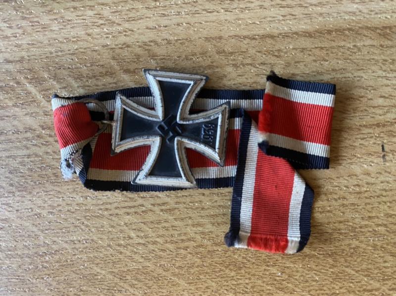 THIRD REICH IRON CROSS II CLASS WITH ORIGINAL RIBBON MAKER MARKED ‘40’.