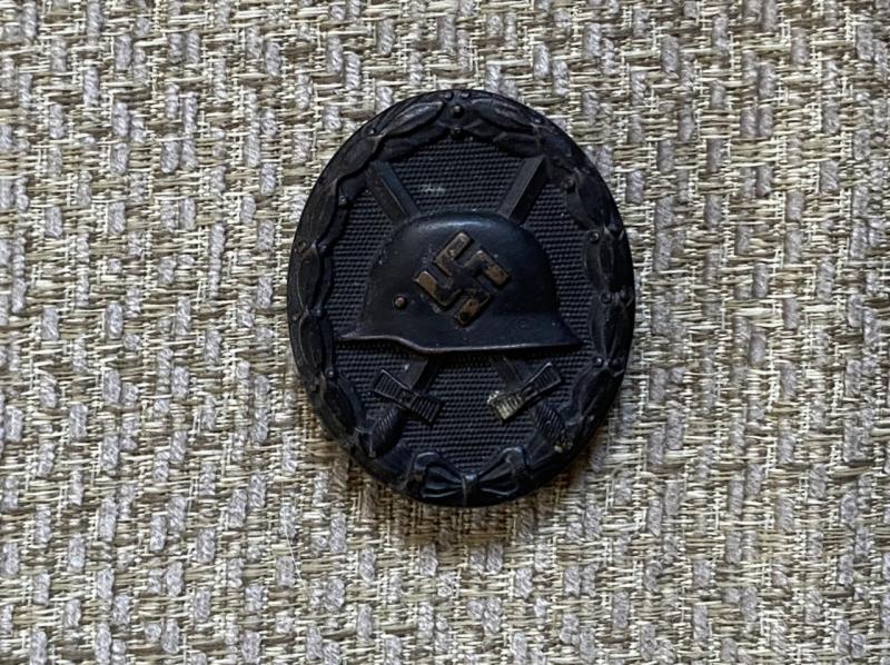 THIRD REICH 1939 WOUND BADGE IN BLACK.