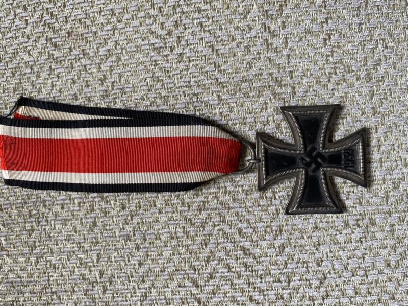 WW2 IRON CROSS 2nd.CLASS. ORIGINAL RIBBON AND RARE MAKER.