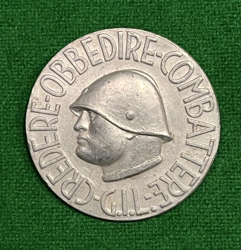 WW2 Italian Fascist Youth G.I.L. Badge.