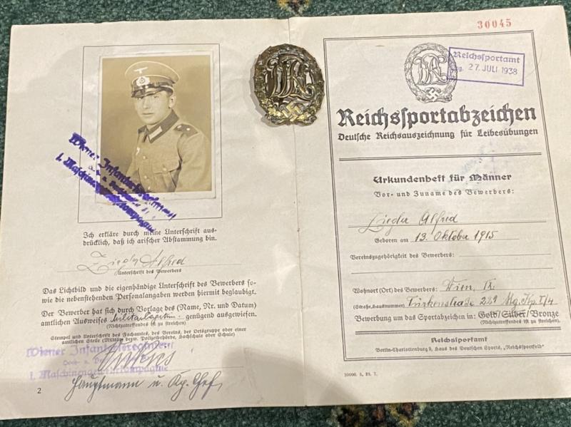 ORIGINAL THIRD REICH BRONZE SPORT BADGE COMPLETE WITH FULL AWARD CERTIFICATE & PHOTO!