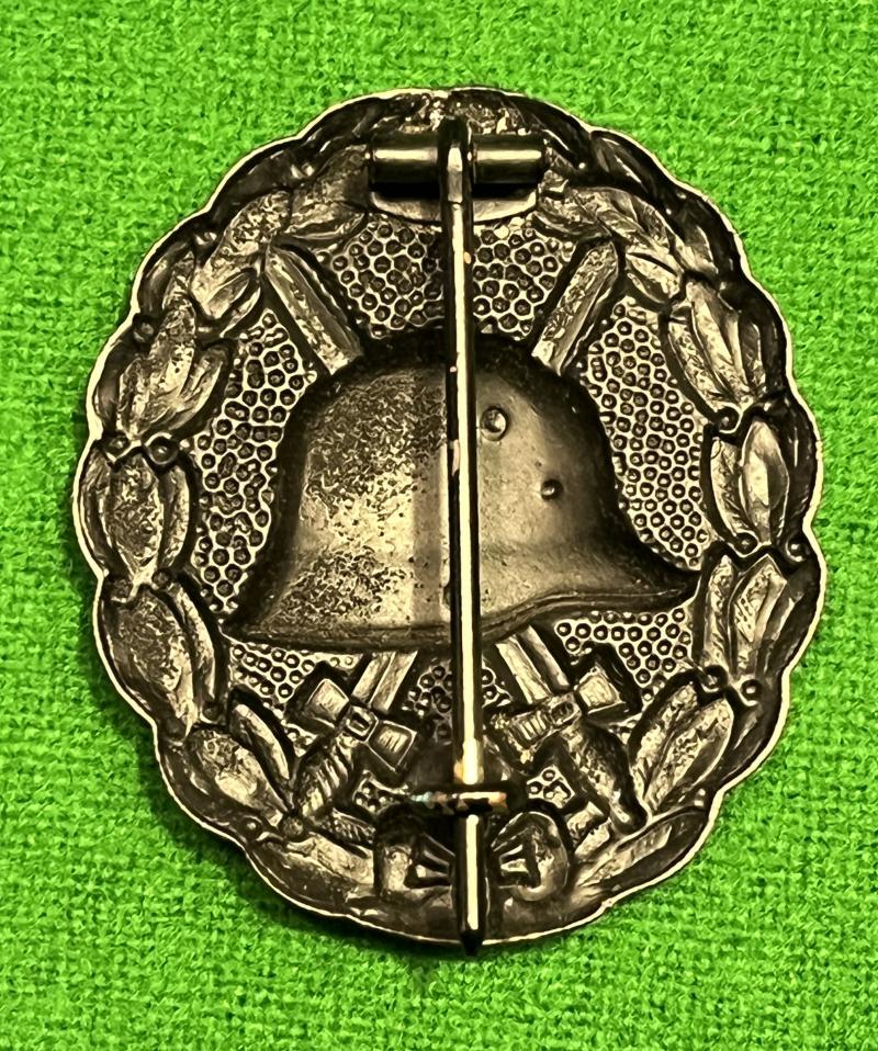 Imperial Black Wound Badge - unissued.